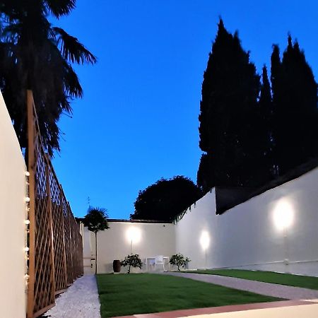 Movie Star Apartment With Garden Florenz Exterior foto
